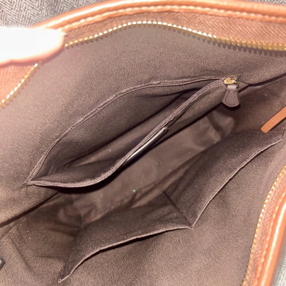 Coach purse used once - Picture 5 of 6